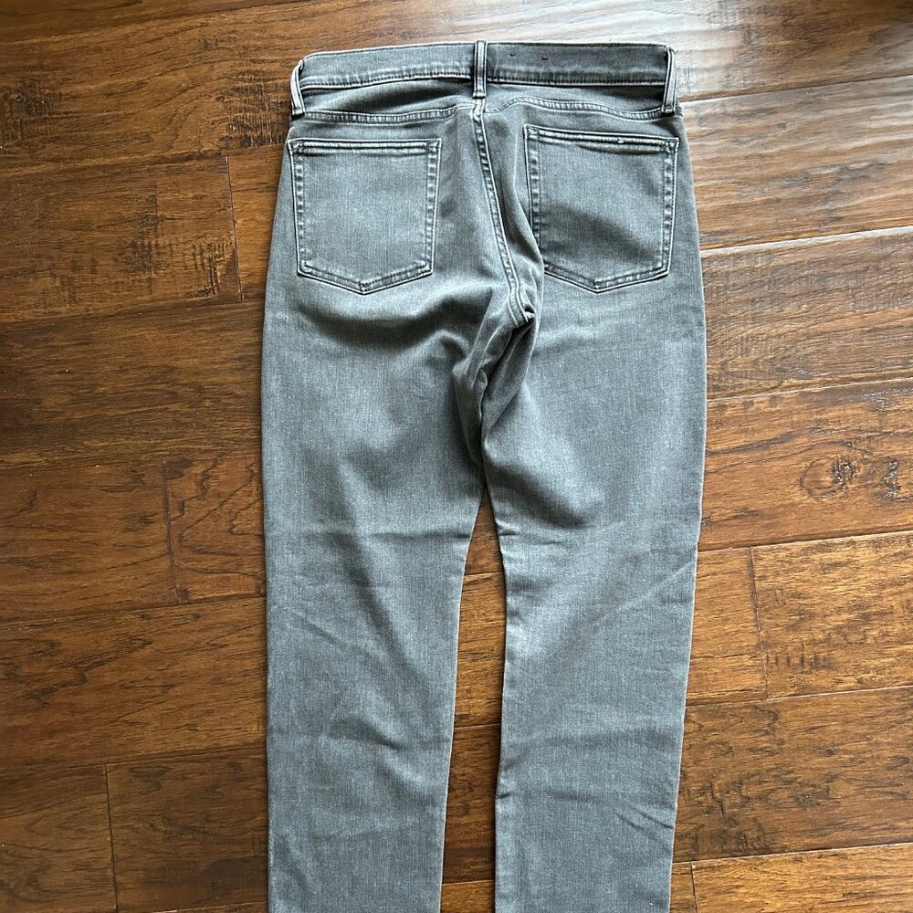GAP Denim Mens Soft Wear Slim fit gray Jeans 33 W x 29 L - Picture 3 of 5